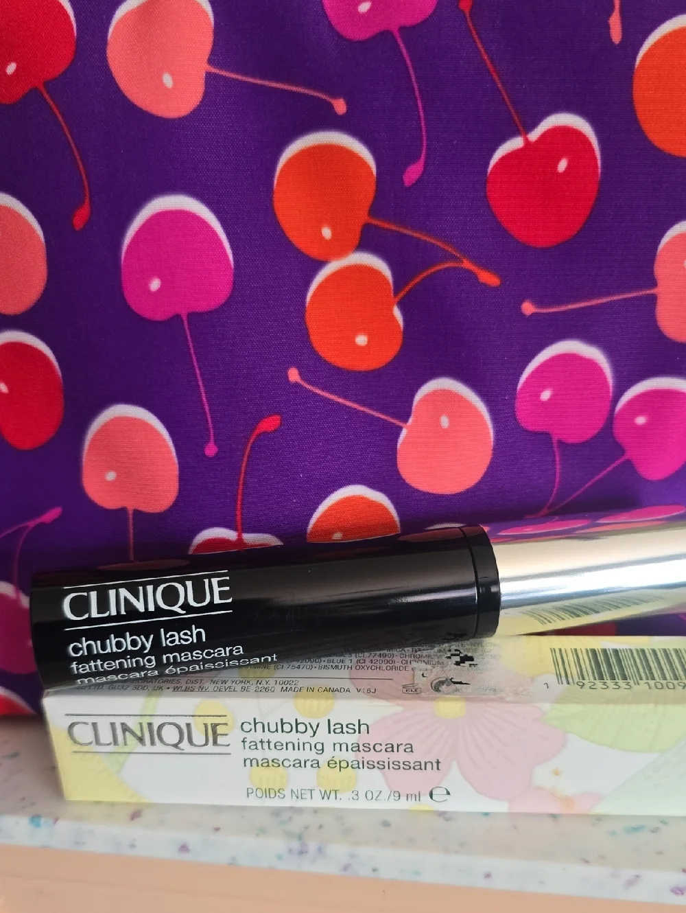 Clinique Chubby Lash Fattening Mascara Jumbo JET BLACK with Cherry Cosmetic Bag